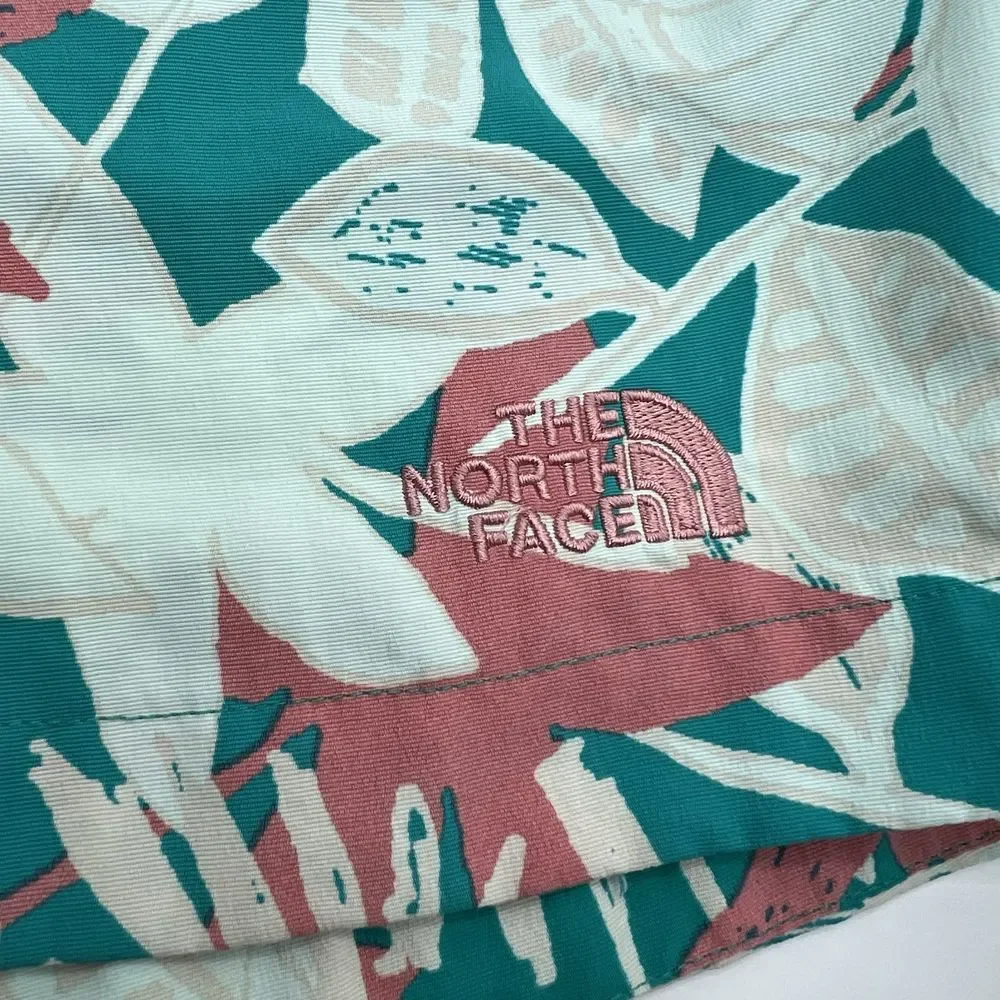 THE NORTH‎ FACE Women's Floral Print Flashdry Shorts Size LARGE